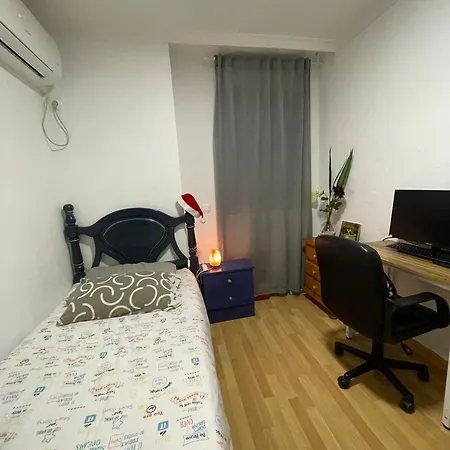 Homestay Tu Hogar En *